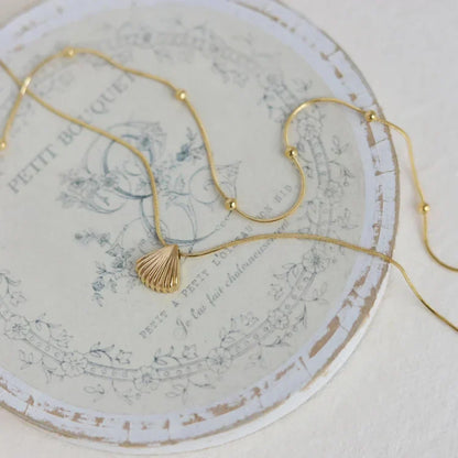 Gouden Sint-Jakobsschelp Bloemenketting - Lila