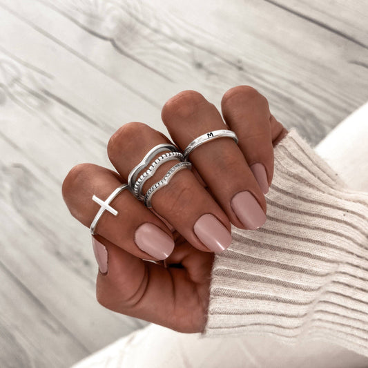 Trendy Ring met Kruisdetail - Amélie